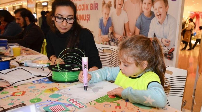 Hayallerini 3d Kalemle Ger&ccedil;eğe &Ccedil;evirdiler