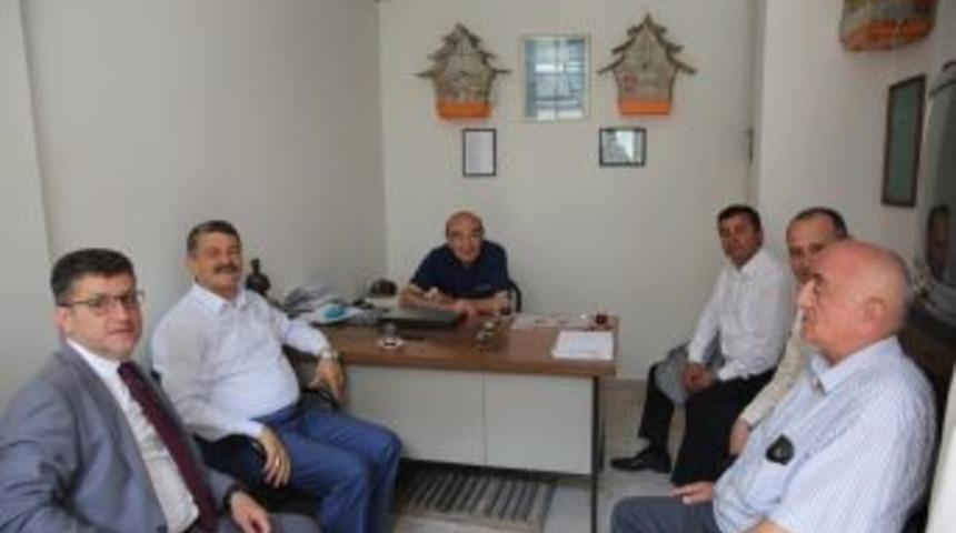 Başkan Akın&rsquo;dan Kemerk&ouml;pr&uuml; Ve Orta Mahalle Muhtarı&rsquo;na Ziyaret