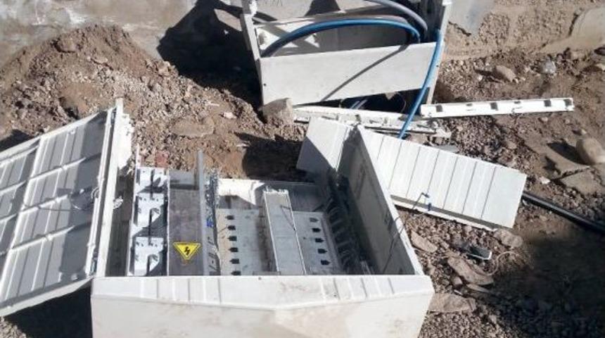 Cizre’de Kaçak Elektriği Önleyen 46 Panoya Hasar Verildi