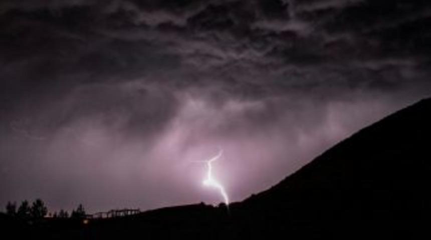 Meteoroloji&rsquo;den Ardahan İ&ccedil;in Yıldırım Uyarısı