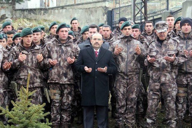 Vali Ustaoğlu, Özel Harekâtçılarla Bir Araya Geldi