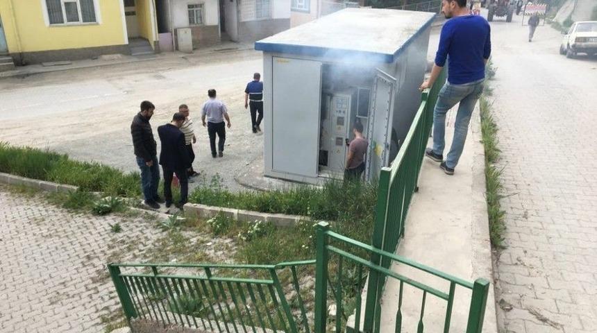 Elektrik Trafosunda Korkutan Yangın