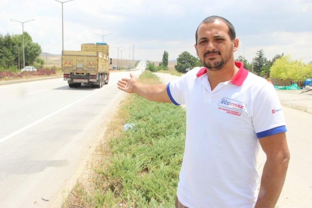 &Ouml;l&uuml;m Yolunda Bir Ailenin Daha Evine Ateş D&uuml;şt&uuml;