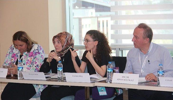 “doğu Anadolu’da Uluslararası Göç” Atatürk Üniversitesi’nde Masaya Yatırıldı G4