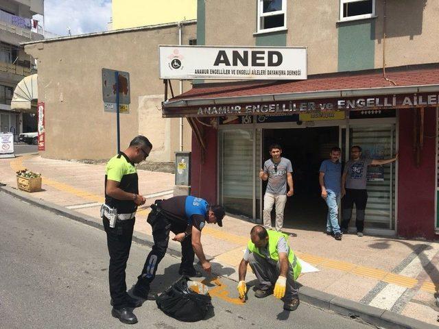 Anamur’da Engelli Araç Park Yerleri Boyandı