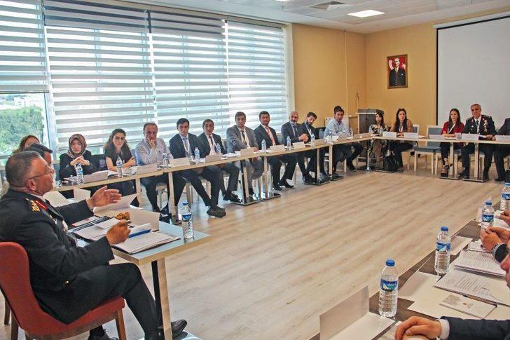 “doğu Anadolu’da Uluslararası Göç” Atatürk Üniversitesi’nde Masaya Yatırıldı G1