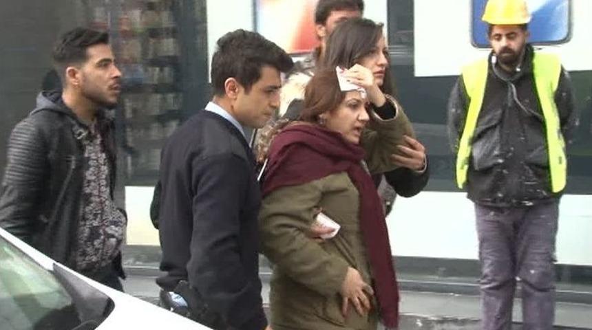 G&ouml;kten Tahta D&uuml;şt&uuml;