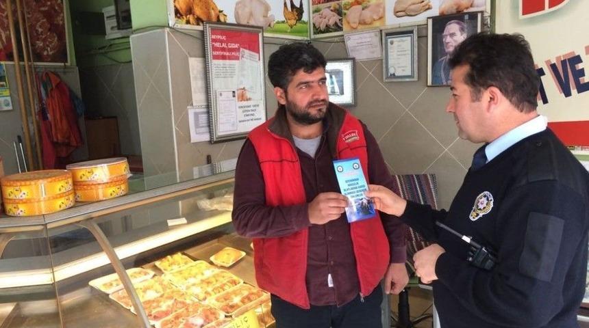 Siirt Polisi Esnafa Broş&uuml;r Dağıttı