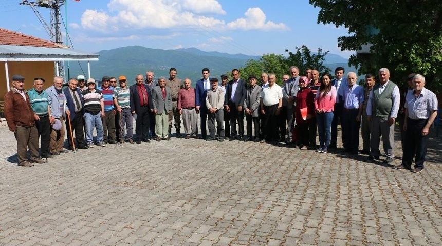 Kaymakam Demirel Nodullar K&ouml;y&uuml;nde Halkla Buluştu