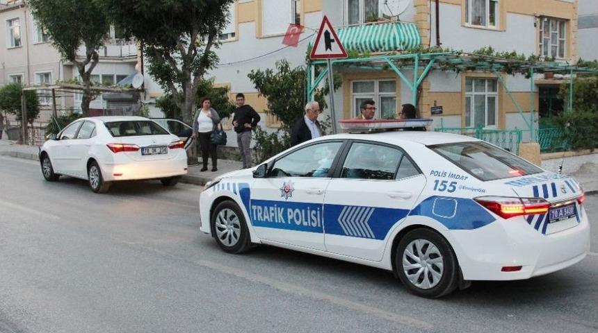 Otomobilin &Ccedil;arptığı Kız &Ccedil;ocuğu Yaralandı