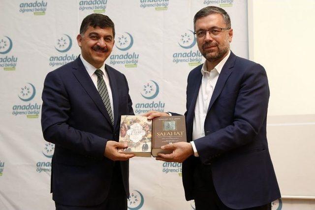 Belediye Başkanı Fadıloğlu Deneyimlerini &Uuml;niversite &Ouml;ğrencilerine Aktardı 1