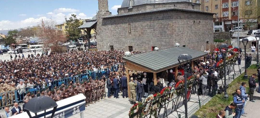 Şehit &Ouml;zel Harekat Polisi Erzurum&rsquo;da Son Yolculuğuna Uğurlandı