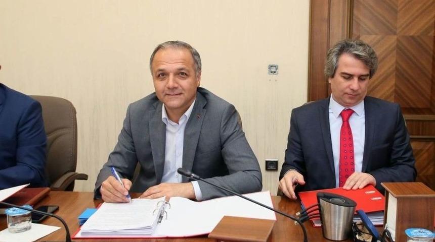 Amasya&rsquo;da Oka Destekli 10 Projenin S&ouml;zleşmesi İmzalandı