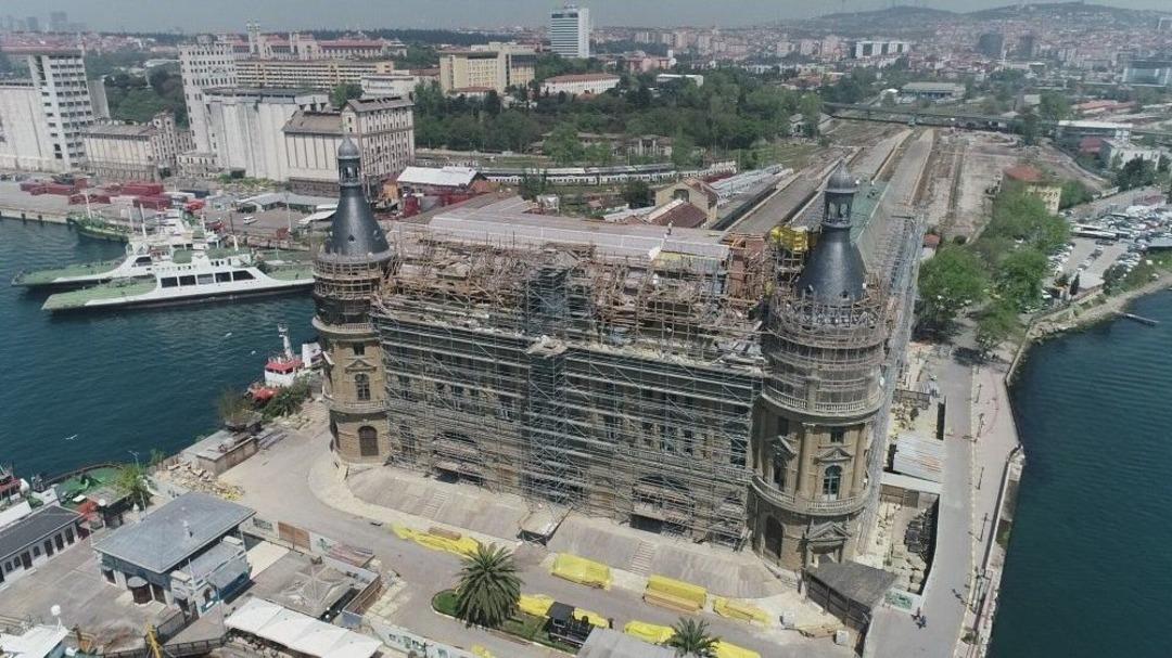 Haydarpaşa Garı&rsquo;nda Restorasyon &Ccedil;alışmaları Havadan G&ouml;r&uuml;nt&uuml;lendi