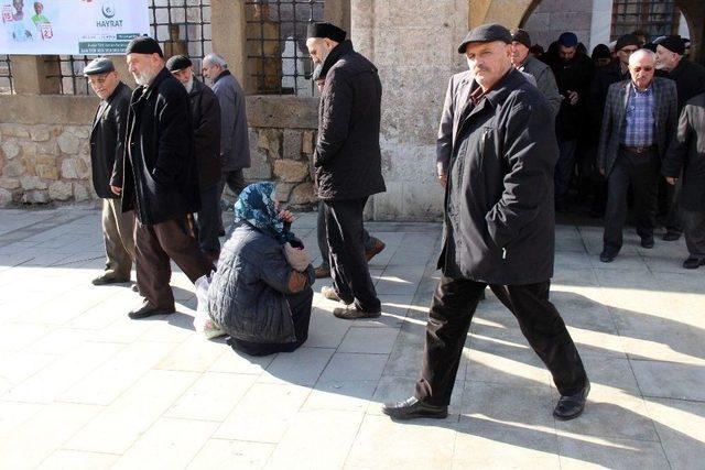 Dilenciler Yozgat’ı Mesken Tuttu