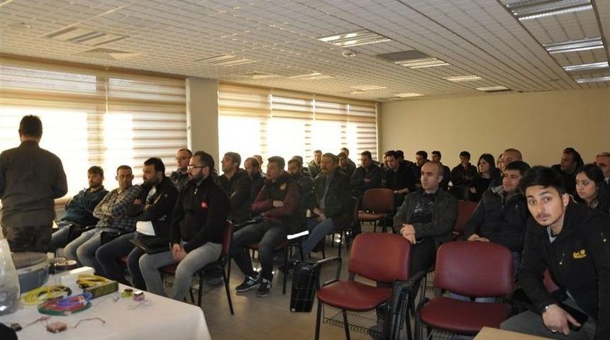 G&uuml;mr&uuml;k Personellerine Eğitim Semineri Verildi