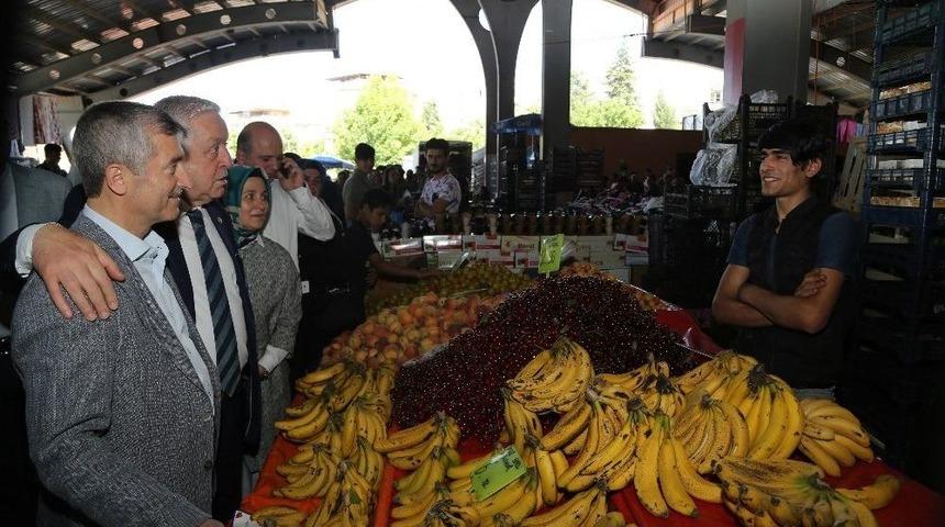 Milletvekili Uzer Ve Tahmazoğlu Vatandaşla Bir Araya Geldi