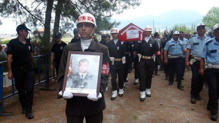 Şehit Uzman Çavuş Osmaniye’de Toprağa Verildi G4