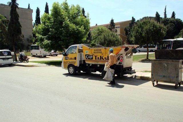 Temizlik İşleri Dört Koldan Çalışıyor