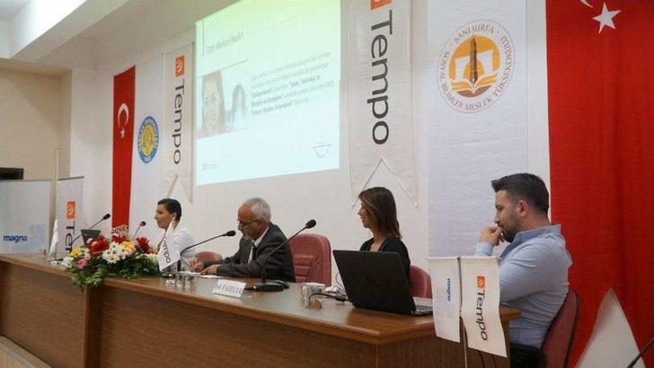 ‘çağrı Merkezleri Ve İş Fırsatları’ Konulu Panel Düzenlendi G4