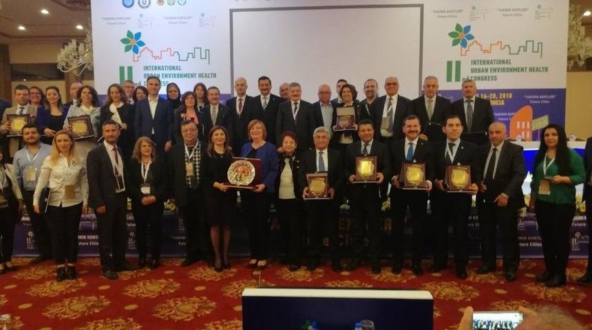 Bilecik Belediyesi "kongre &Ouml;zel &Ouml;d&uuml;l&uuml;&rsquo;&rsquo; Layık G&ouml;r&uuml;ld&uuml;