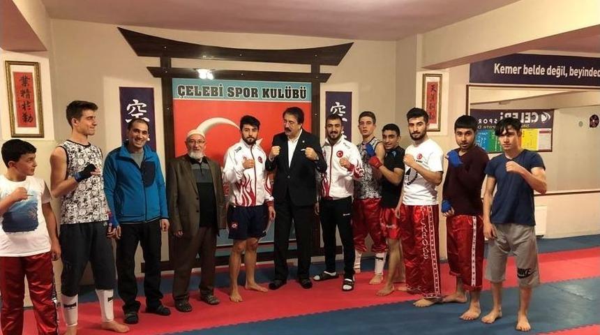 Aydemir: &lsquo;dadaş Sporcularla &Ouml;v&uuml;n&uuml;yoruz&rsquo;