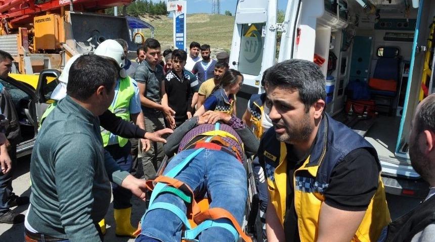 Sinop’ta Trafik Kazası: 3 Yaralı