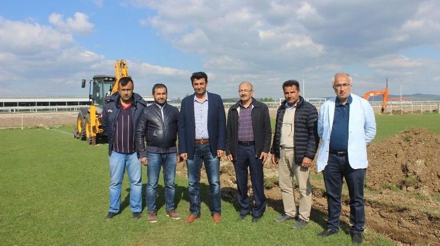 Tavşanlı Karakova Semt Sahaları Yeniden Yapılıyor