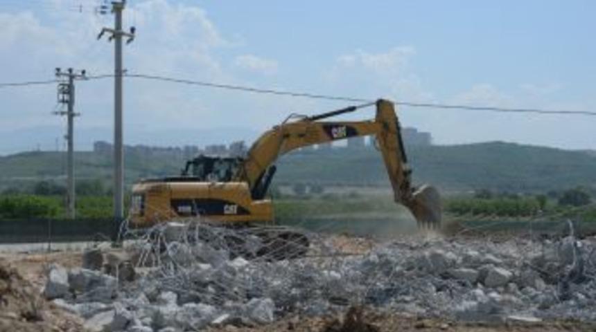 Tarım Arazisindeki Ka&ccedil;ak Yapıya