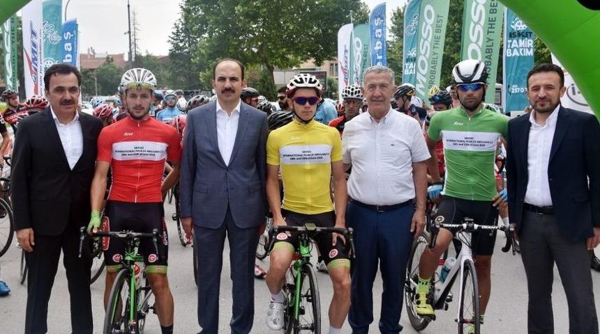 Uluslararası Mevlana Bisiklet Turu Devam Ediyor