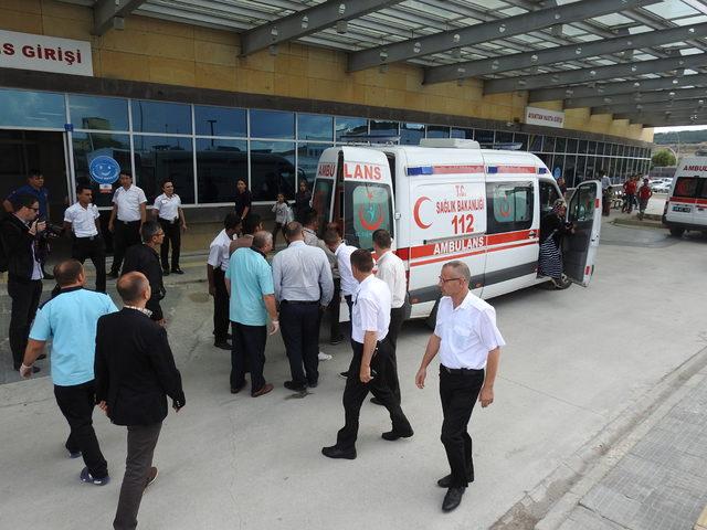 Sağlık görevlilerine saldıran adam vuruldu, seken kurşunla polis yaralandı