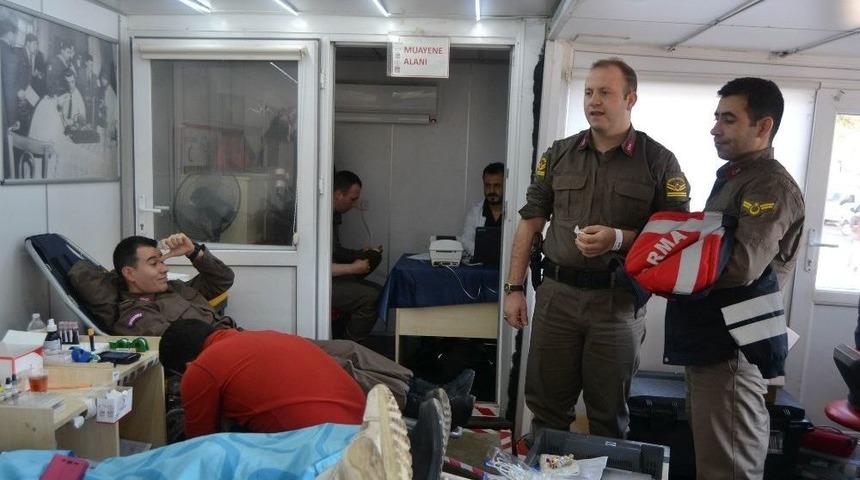 Kulu&rsquo;da Jandarmadan Kan Bağışı Desteği