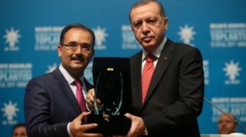 Uşak Belediyesi Hizmetleriyle &Uuml;lke Genelinde 2017 Yılına Damga Vurdu