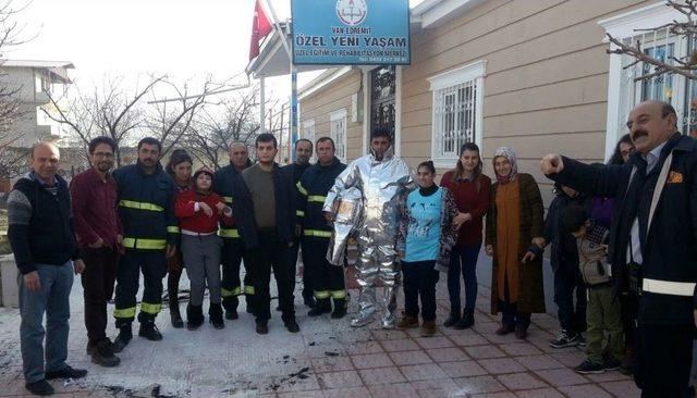 Van’da Özel Öğrenciler İçin Yangın Tatbikatı