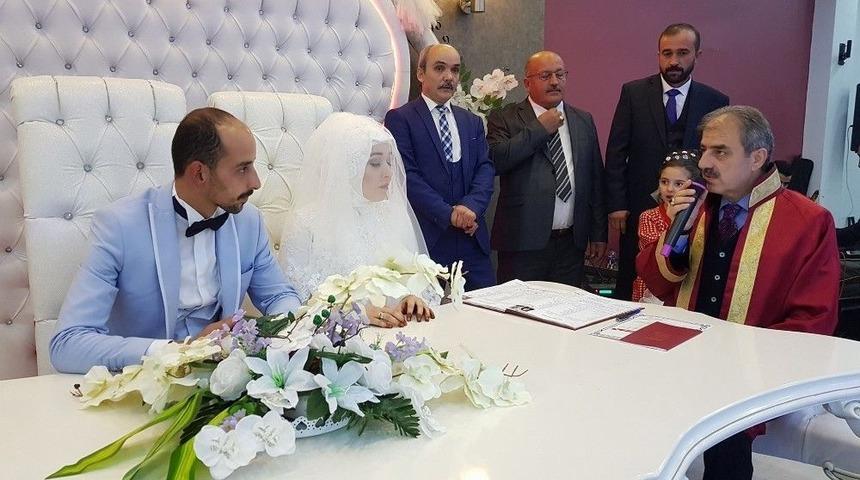 &Ccedil;ankırı Belediyesi 682 &Ccedil;iftin Nikahını Kıydı