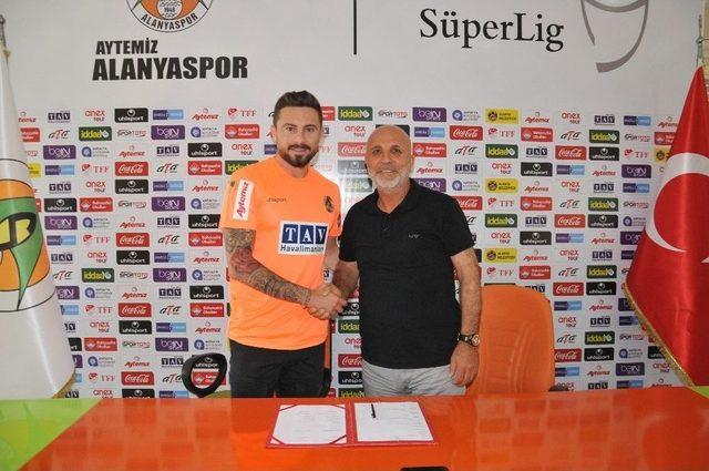 Kaan Kanak Alanyaspor’da