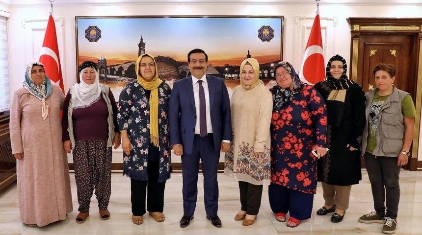 Başkan Atilla: "kadınların Toplumda Daha Güçlü Olmasına Destek Veriyoruz"