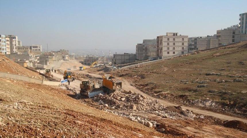 Eyy&uuml;biye&rsquo;de Yol Yapım &Ccedil;alışmaları S&uuml;r&uuml;yor