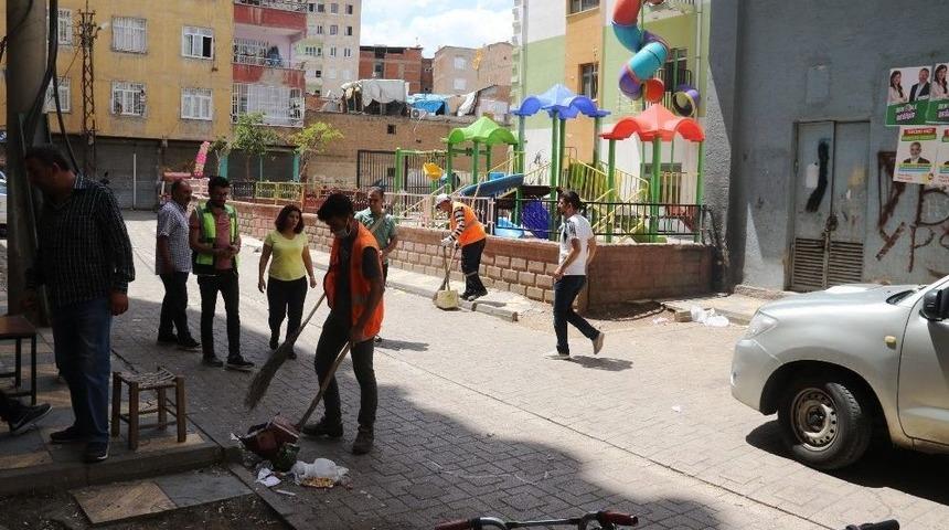 Bağlar Belediyesi Temizlik Kampanyası Başlattı