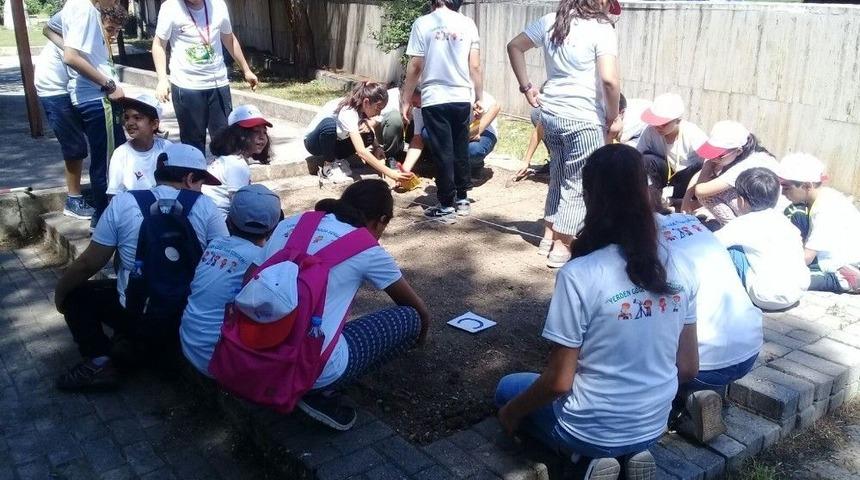 &Ouml;ğrenciler Arkeolojik Kazı İle İlgili Deneyim Kazandı