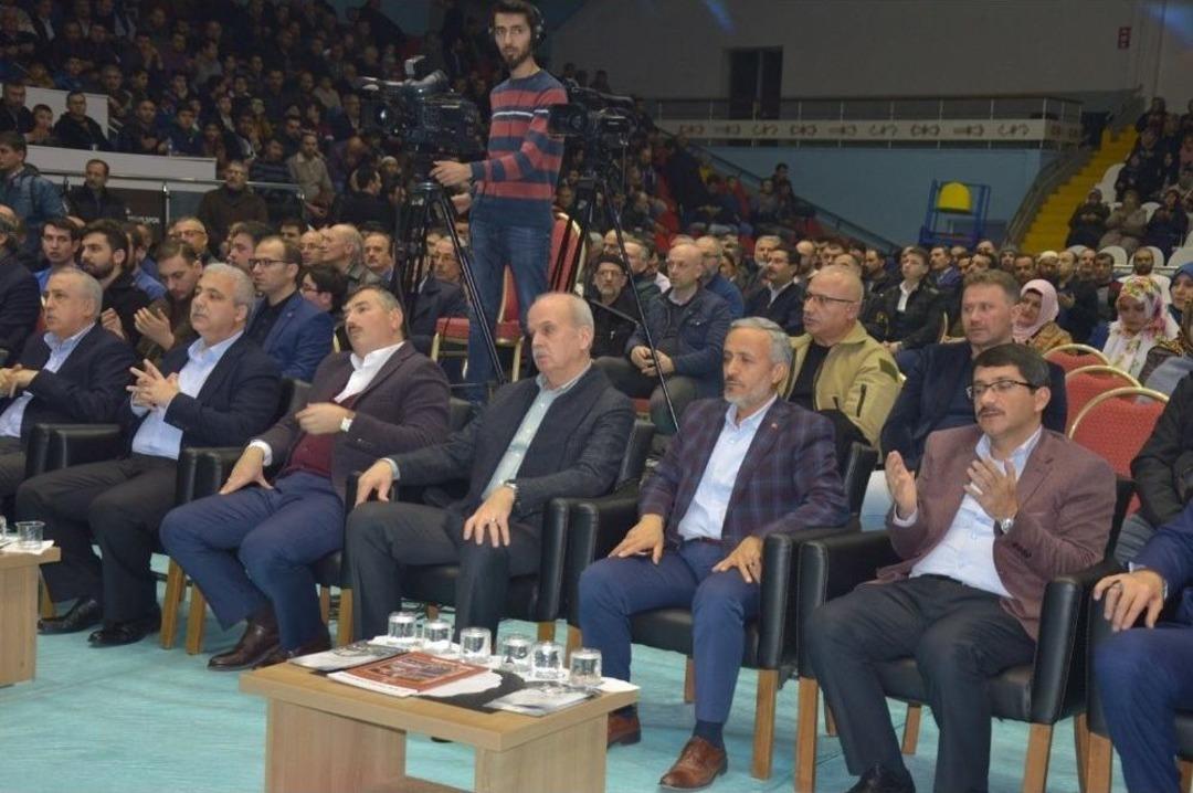 Manisalılar Yeni Yıla Kur&rsquo;an Ziyafetiyle Girdi