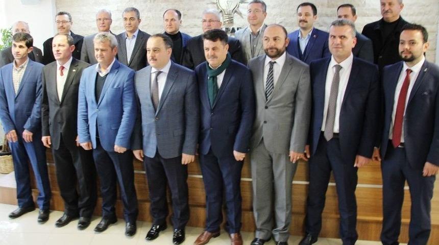Aydın Ak Parti İl&ccedil;e Başkan Adaylarını Tanıttı