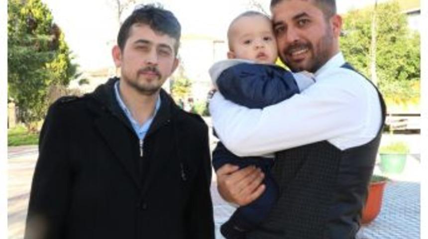 Kahraman Şof&ouml;r, Hayatını Kurtardığı 11 Aylık &Ouml;mer Asaf&rsquo;ı Ziyaret Etti