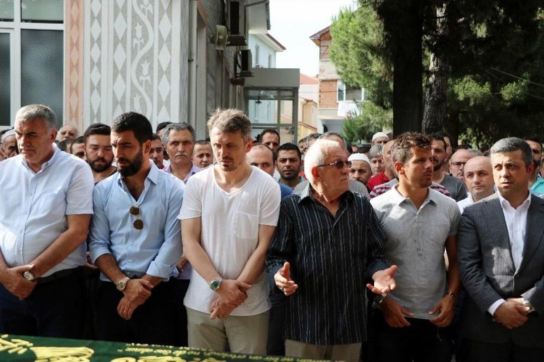 Eski Milli Futbolcu Orhan Ak&rsquo;ın Acı G&uuml;n&uuml;