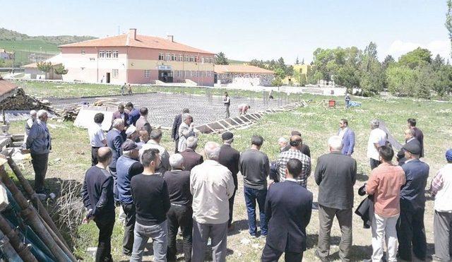 Hayırsever İşadamı Boğazkale’ye Cami Yaptırıyor