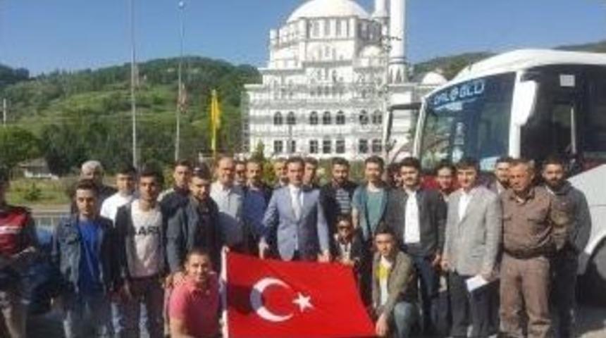 18 Genç, Vatani Görev Öncesi Geziye Gitti