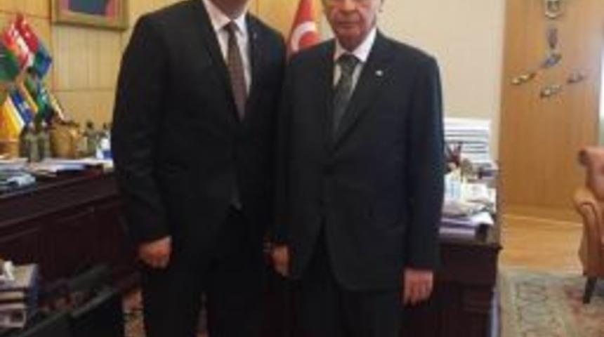 Ayan, İl Başkanlığından İstifa Ederek Adaylığını A&ccedil;ıkladı