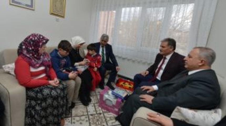 Ak Parti Genel Başkan Yardımcısı &Ccedil;alık: