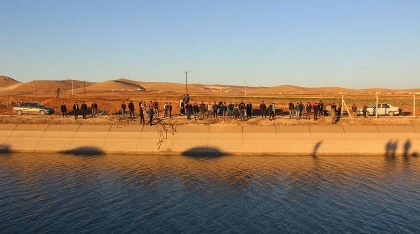 Kanala U&ccedil;an Otomobildeki 2 Kişinin Cesedine Ulaşıldı