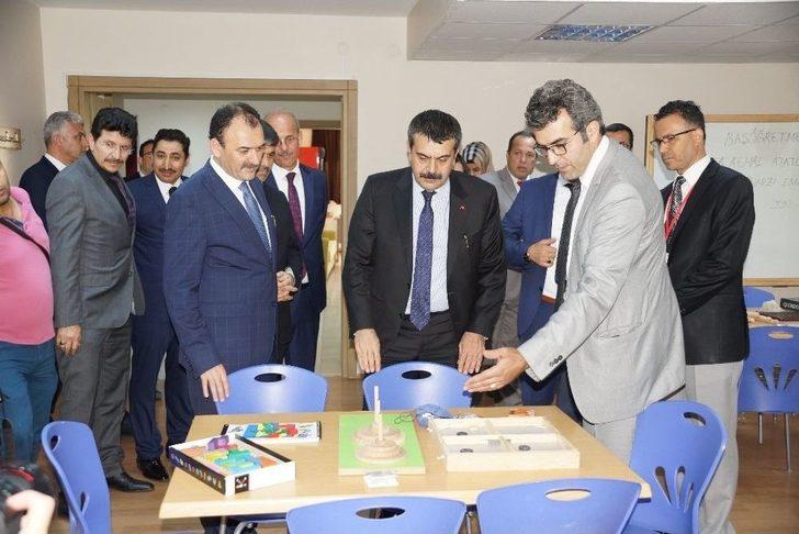 Müsteşar Tekin, Aydın Stem Merkezi’nin Açılışını Yaptı G3